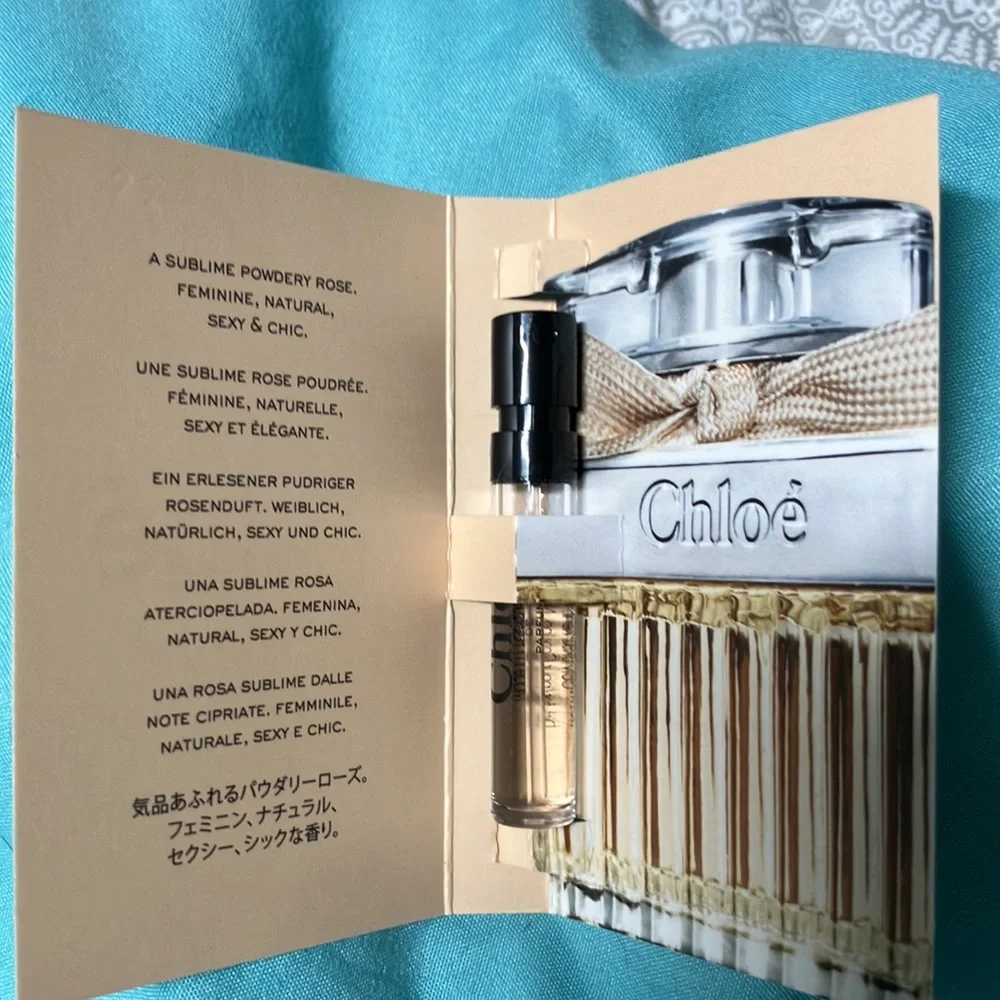 Chloe - Picture 2 of 3